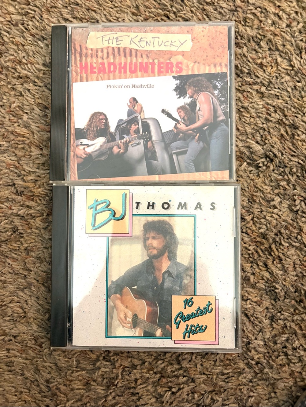 2 CD’s of good old fashioned music! The Kentucky Headhunters and BJ Thomas.